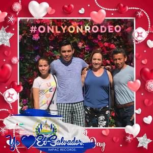 Meet your Posher, Claudia m.